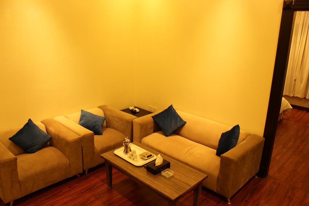Nozol Aram 3 Hotel Apartments Riyadh Exterior photo